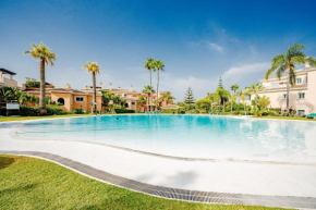 Apartment close to the beach with a roof terrace